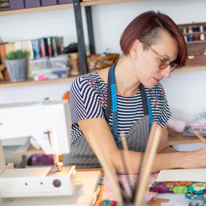 Artist MBA woman 3